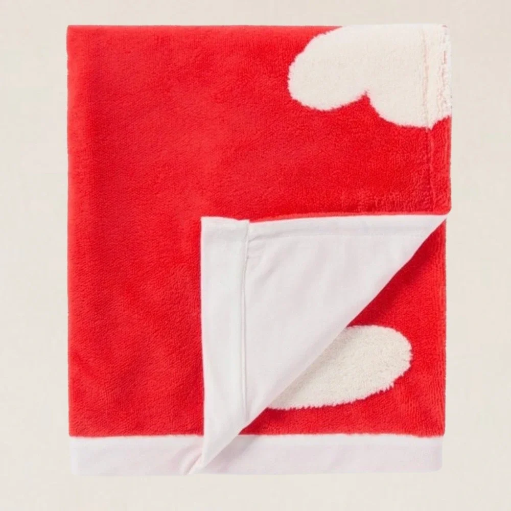 Pillowfort Kids Patisserie Heart Chenille Throw Blanket Red Beige 50x60 NEW